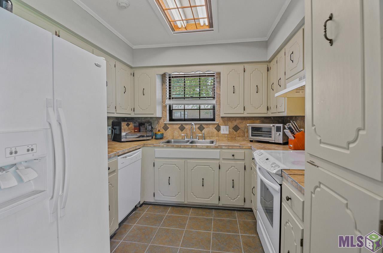 40147 Ronda Avenue Prairieville, LA 70769 - Photo 4 of 18 Gallery Image 4