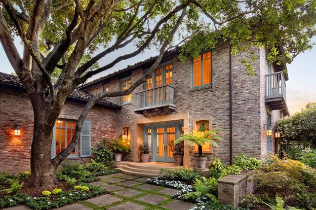 $31,800,000 | 30 Atherton Avenue, Atherton, CA 94027