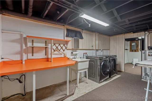 $475,000 | 1631 South Ivy Trail, Lysander, NY 13027