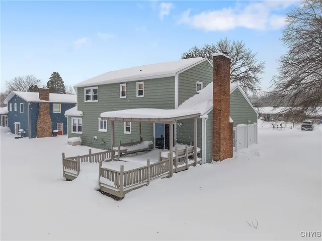 $475,000 | 1631 South Ivy Trail, Lysander, NY 13027