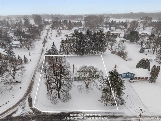 $475,000 | 1631 South Ivy Trail, Lysander, NY 13027