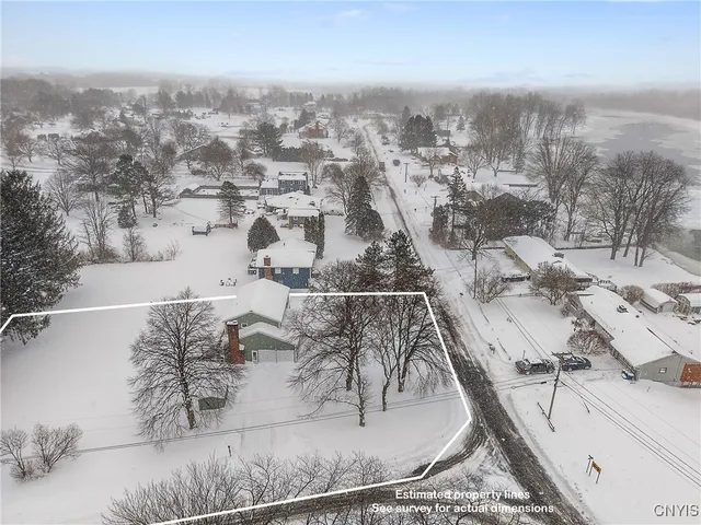 $475,000 | 1631 South Ivy Trail, Lysander, NY 13027