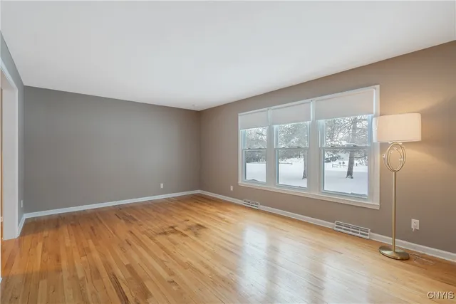 $475,000 | 1631 South Ivy Trail, Lysander, NY 13027