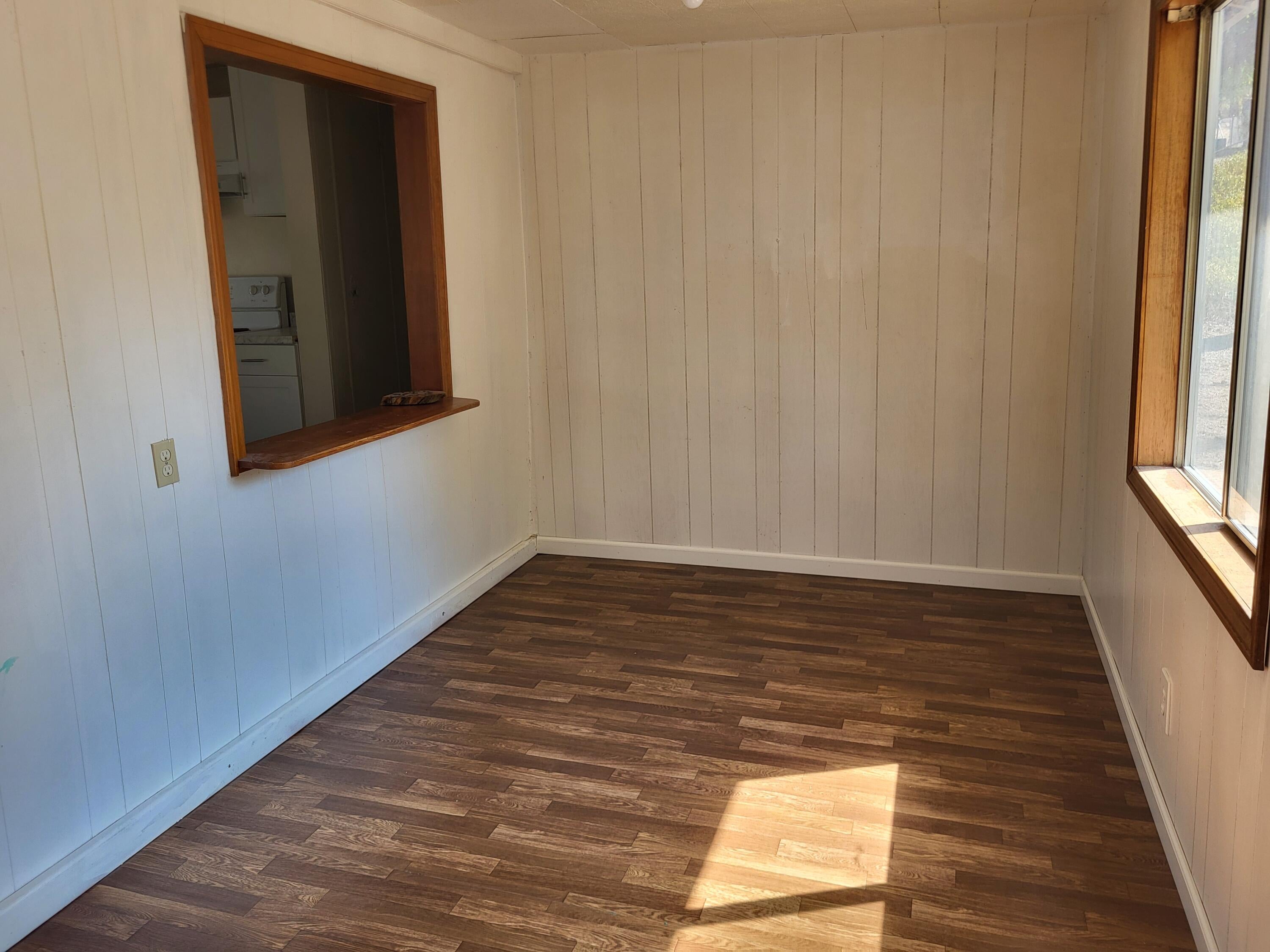 421 Stevens Road, Unit 46 Eagle Point, OR 97524 - Photo 9 of 24 20250904_114520