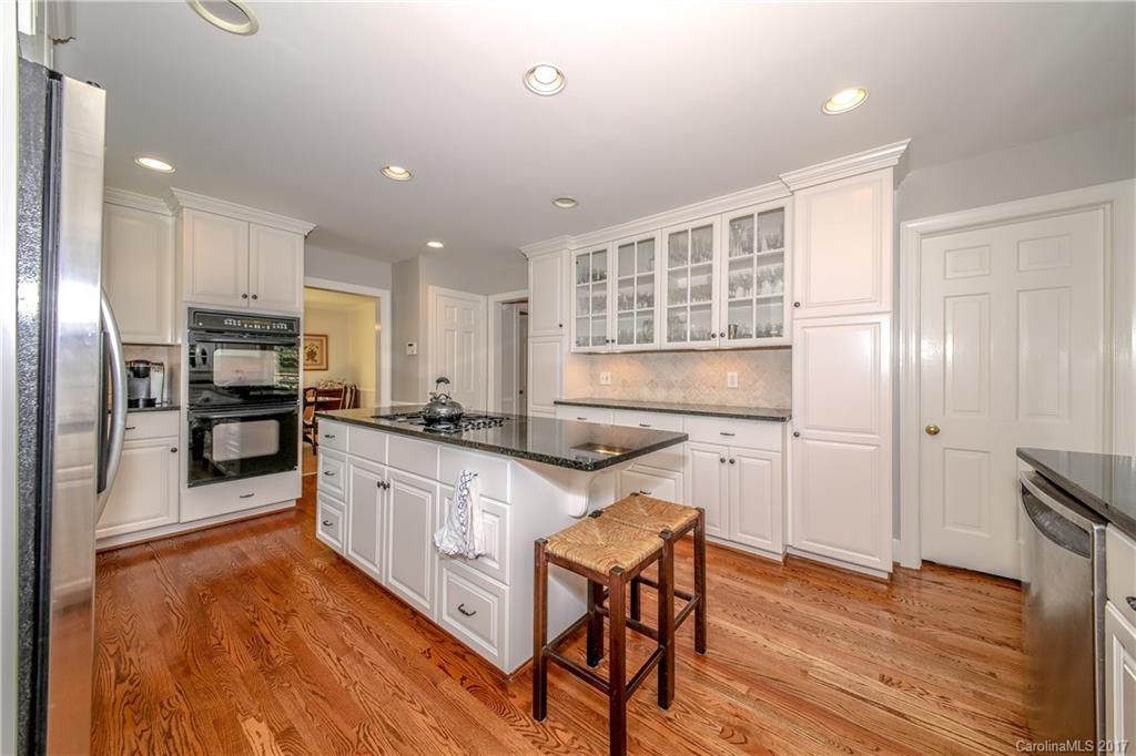2636 Inverness Road Charlotte, NC 28209 - Photo 7 of 24 Gallery Image 7