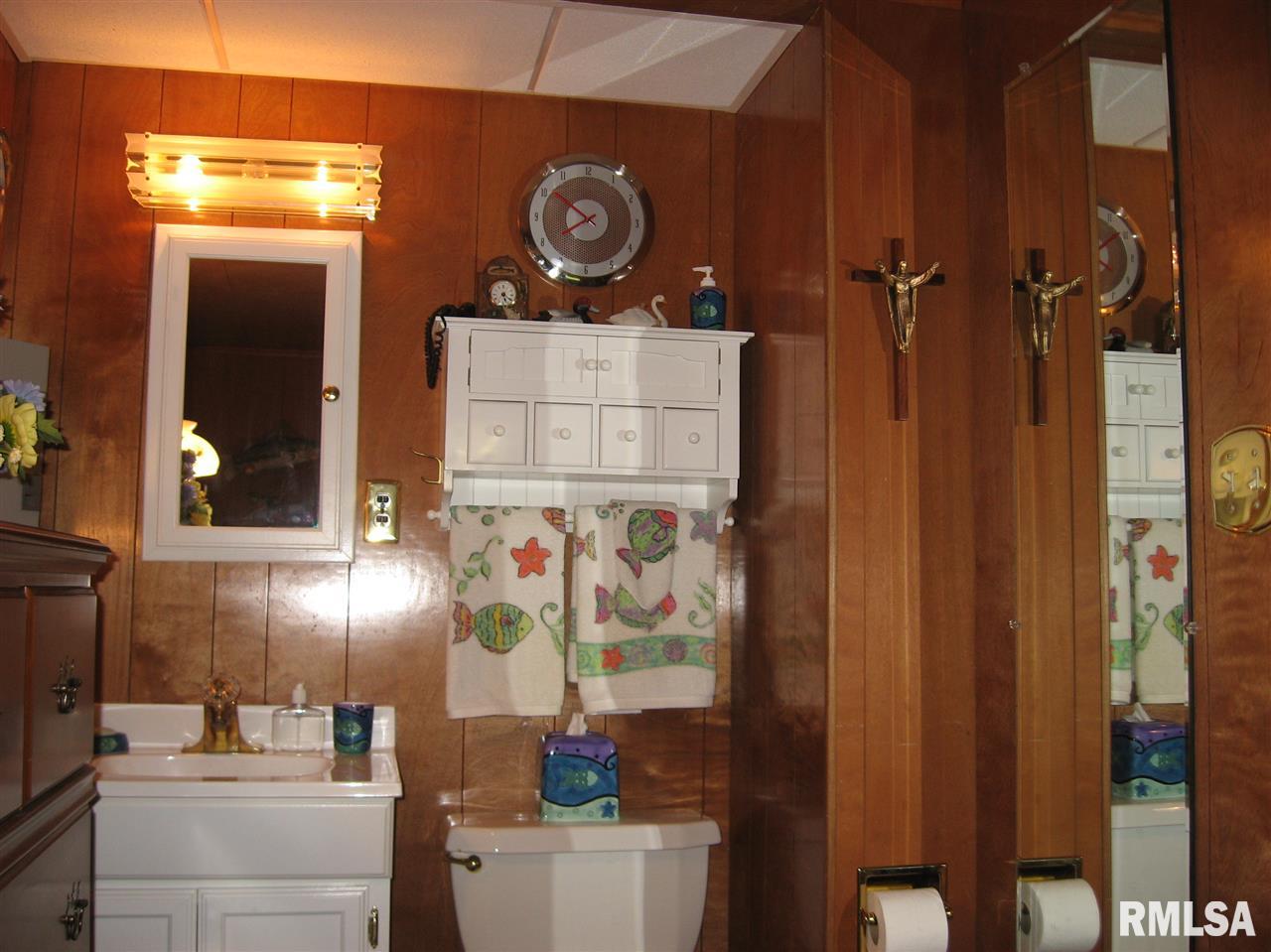 12244 Spring Lane Manito, IL 61546 - Photo 9 of 16 Gallery Image 9
