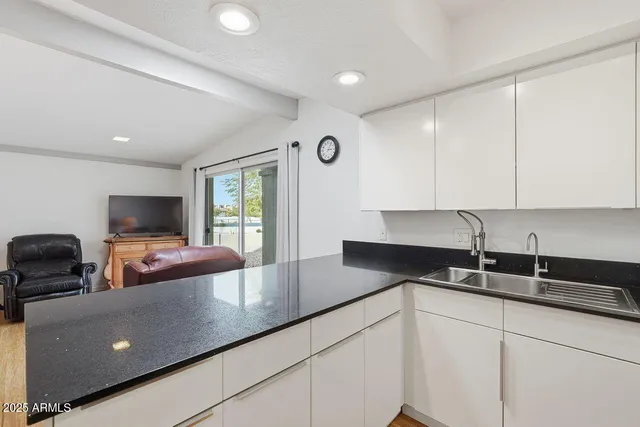 $244,900 | 16807 East Gunsight Drive, Unit B17(B3), Fountain Hills, AZ 85268