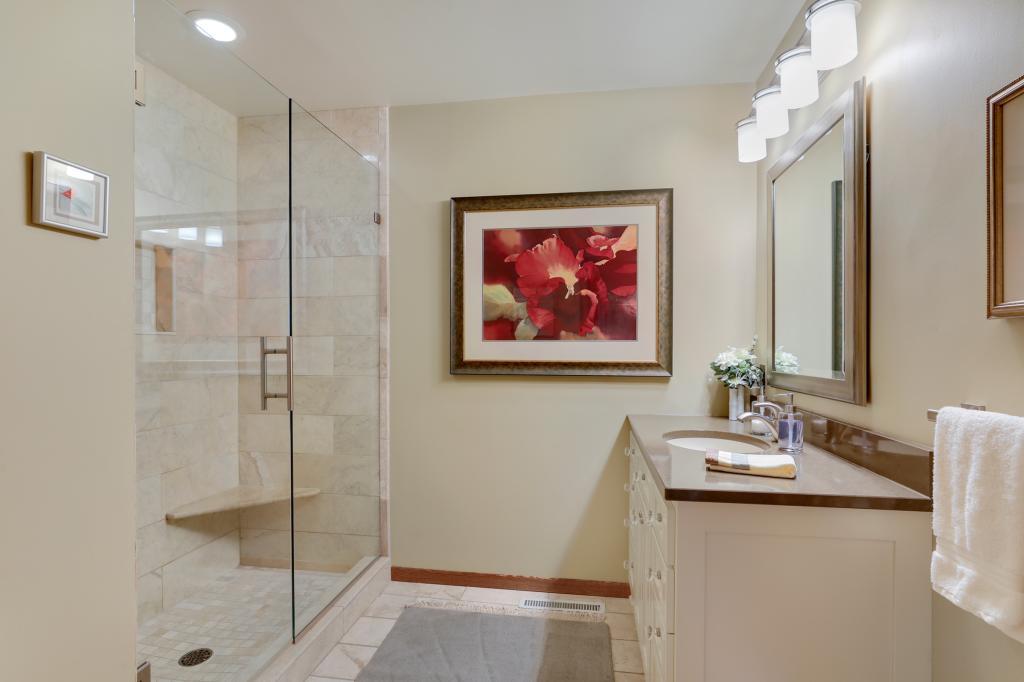 241 2nd Street Excelsior, MN 55331 - Photo 15 of 21 Gallery Image 15
