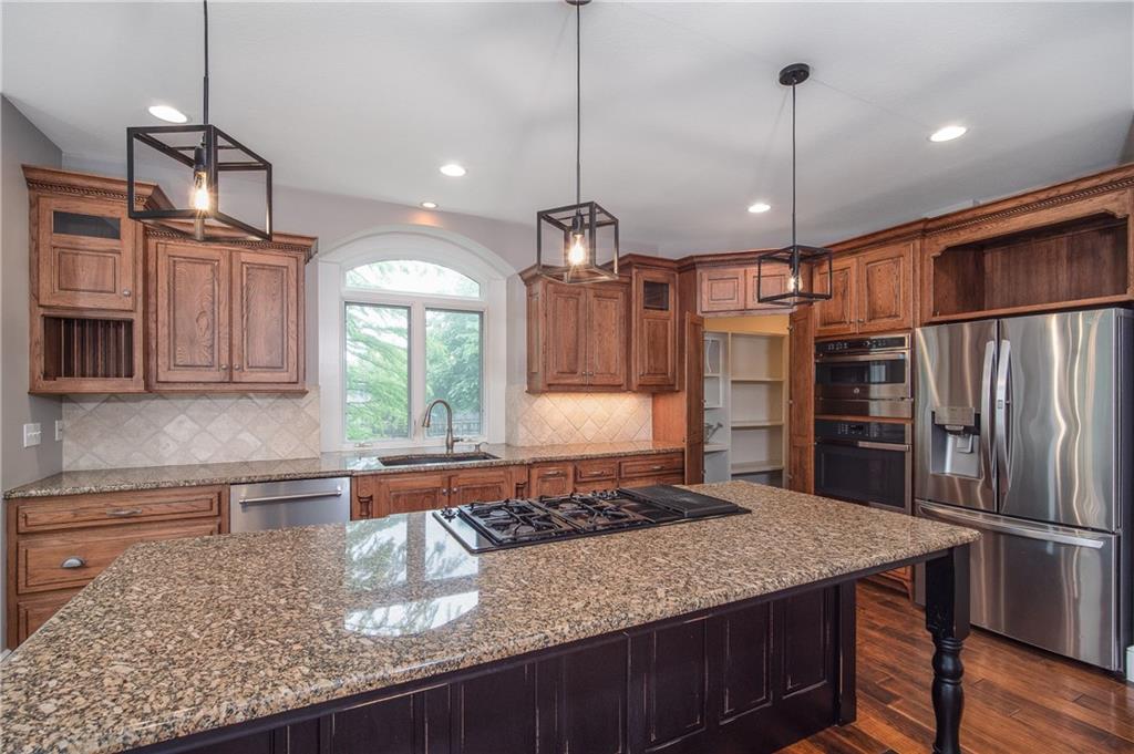 704 Folks Road Lawrence, KS 66049 - Photo 20 of 72