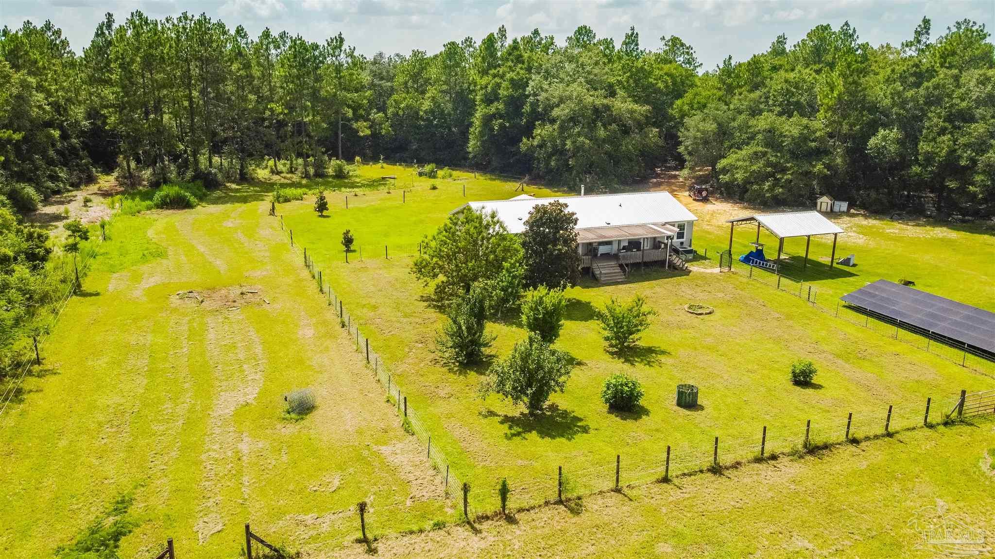 390 Brooks Road Baker, FL 32531 - Photo 5 of 58