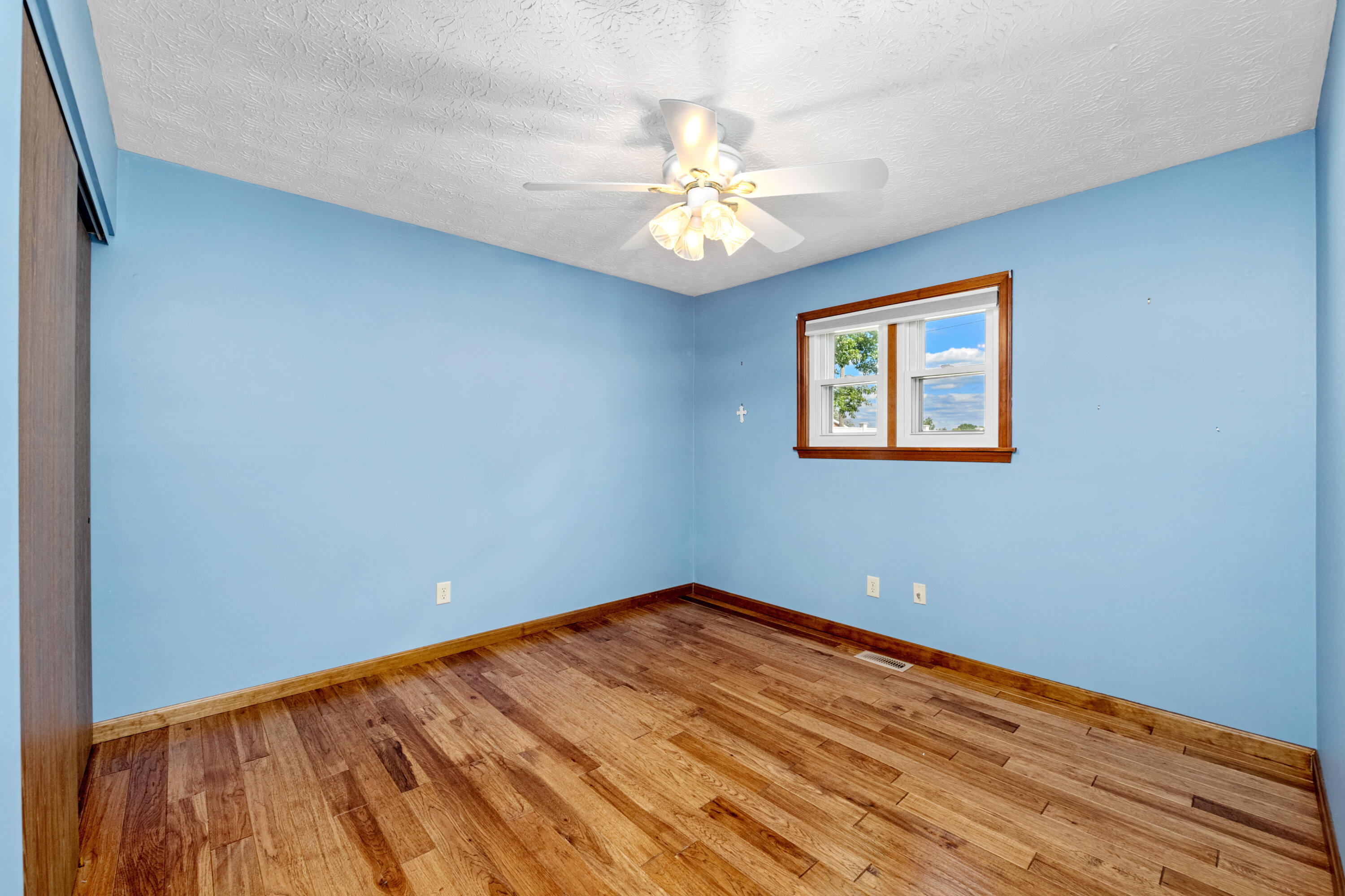1129 Cayton Road Florence, KY 41042 - Photo 18 of 37