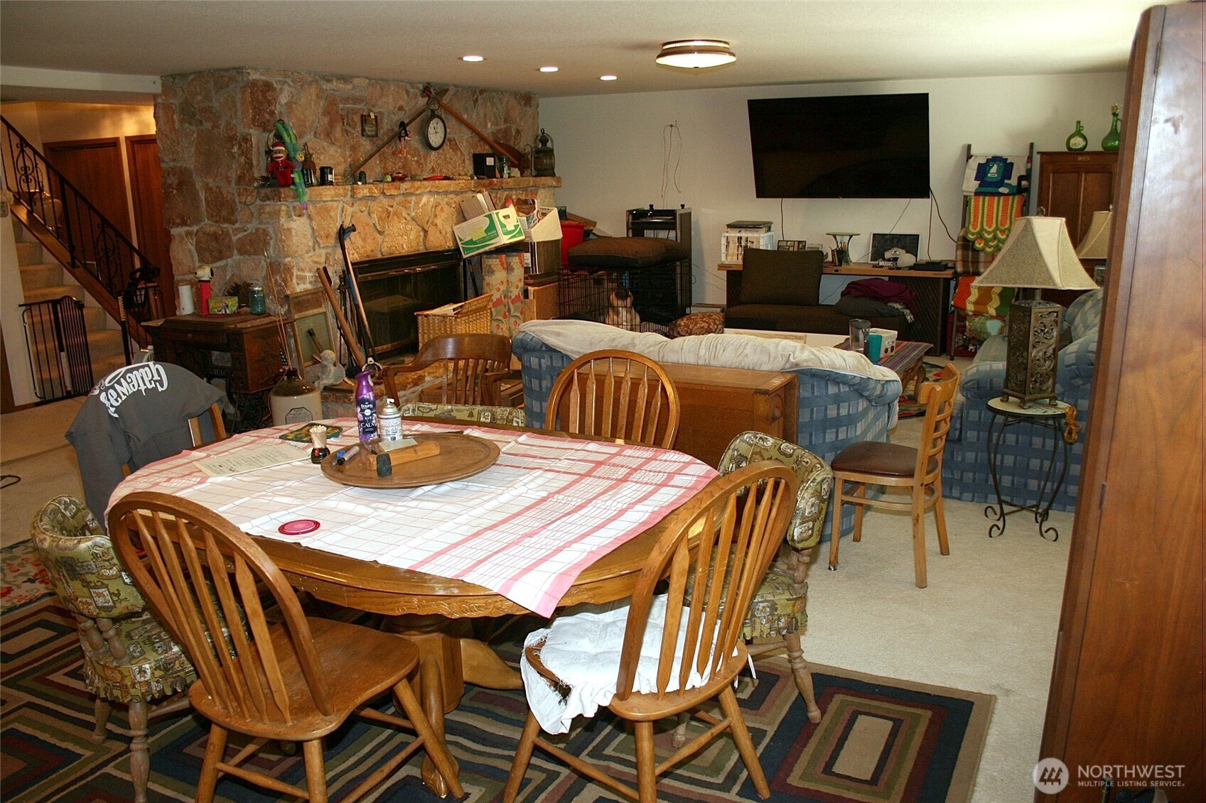 30726 43rd Avenue Southwest Federal Way, WA 98023 - Photo 26 of 39 a view of a dining room with furniture