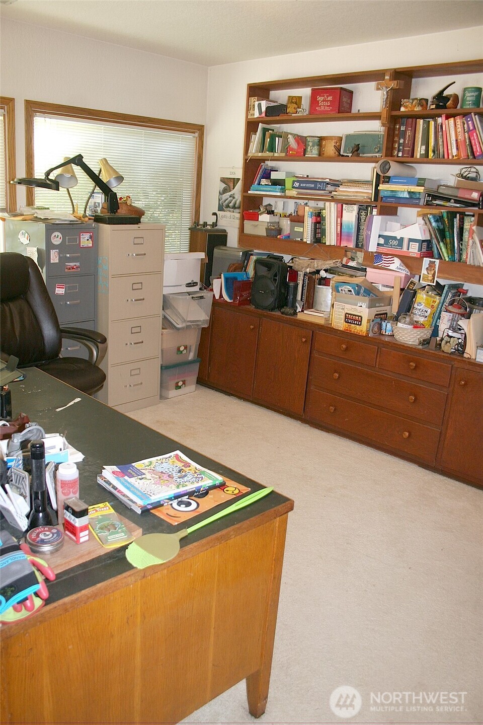 30726 43rd Avenue Southwest Federal Way, WA 98023 - Photo 30 of 39 a bedroom with furniture and a book shelf