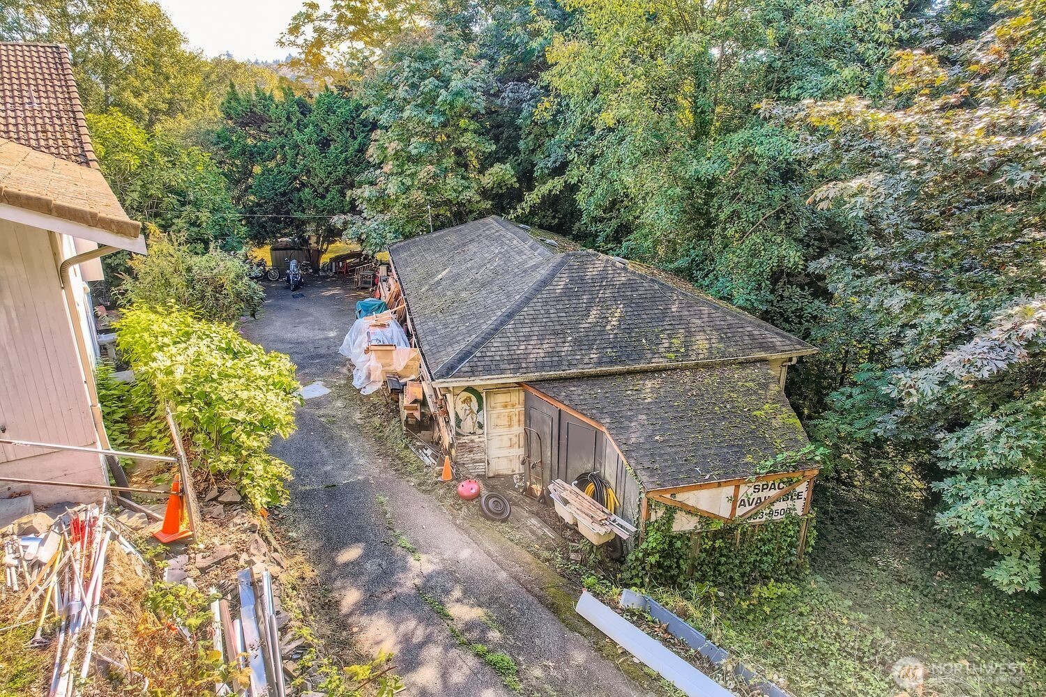 30726 43rd Avenue Southwest Federal Way, WA 98023 - Photo 6 of 39