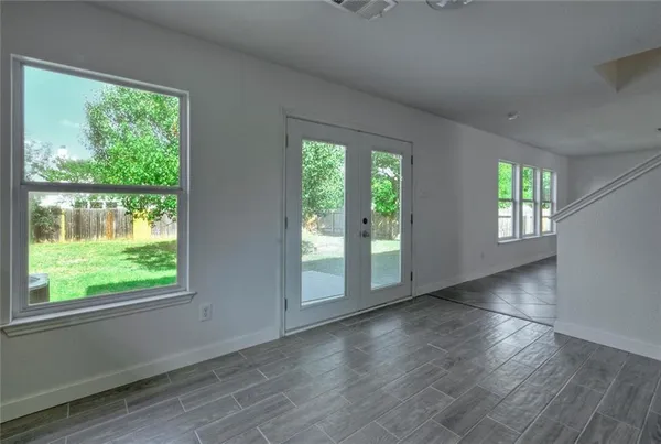 $2,070 | 302 Sunny Brook Drive, Leander, TX 78641