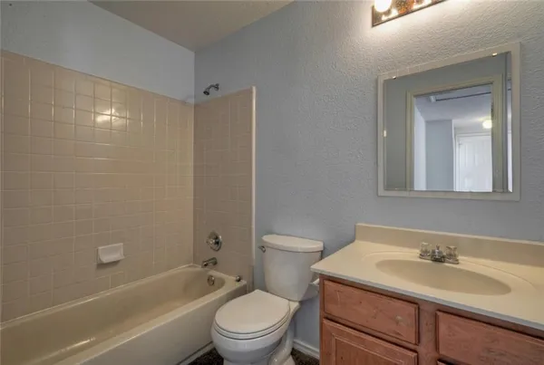 $2,070 | 302 Sunny Brook Drive, Leander, TX 78641