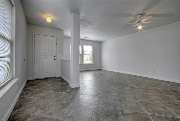 $2,070 | 302 Sunny Brook Drive, Leander, TX 78641