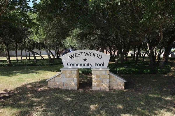 $2,070 | 302 Sunny Brook Drive, Leander, TX 78641