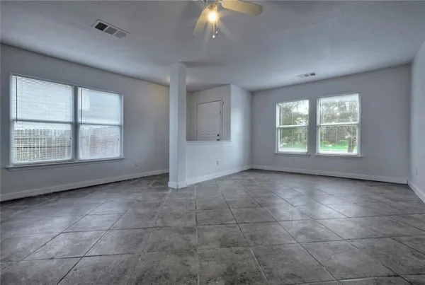 $2,070 | 302 Sunny Brook Drive, Leander, TX 78641