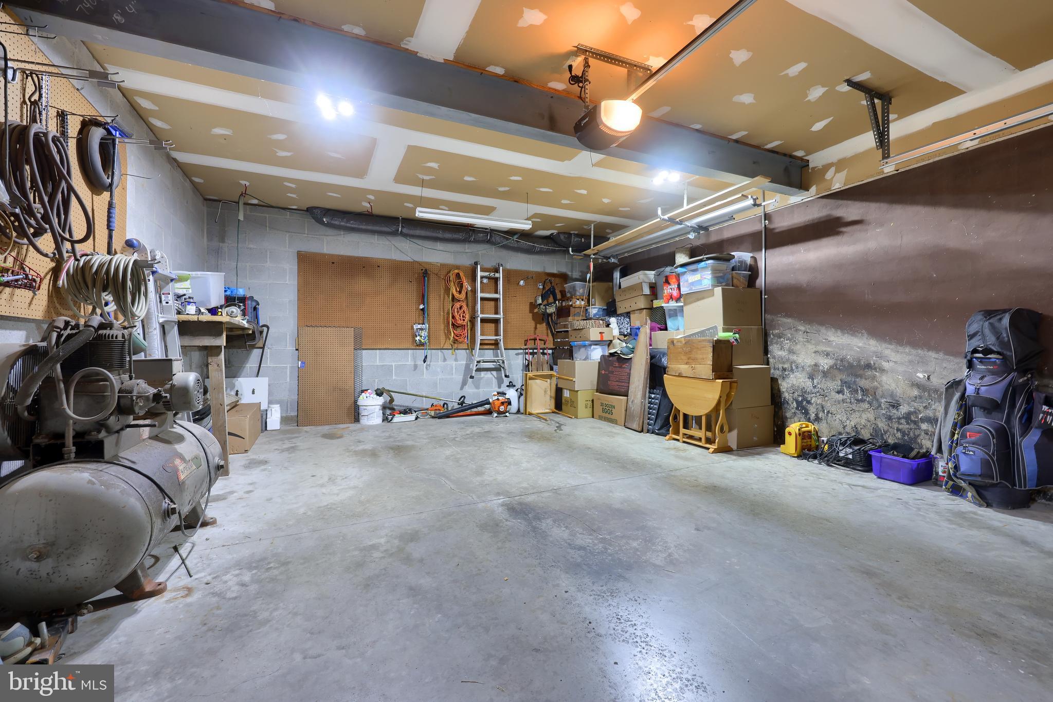 179 Wesley Road Quarryville, PA 17566 - Photo 28 of 52 Garage