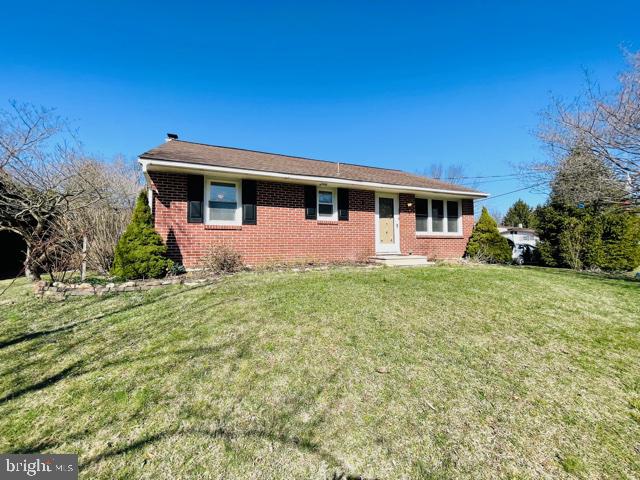 8 Pheasant Road Bechtelsville, PA 19505 - Photo 1 of 15 Gallery Image 1