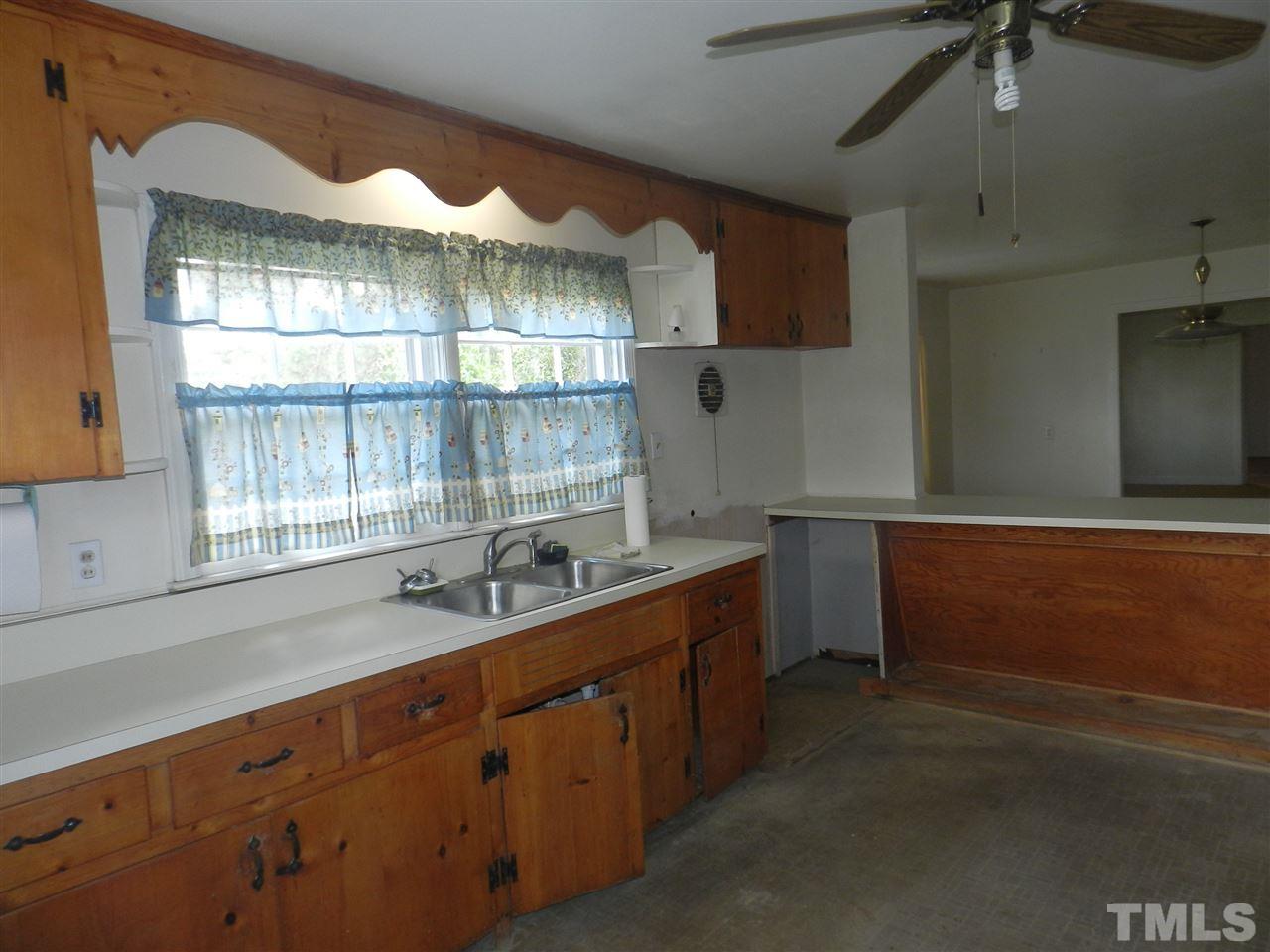 10429 Ten-Ten Road Raleigh, NC 27603 - Photo 3 of 15