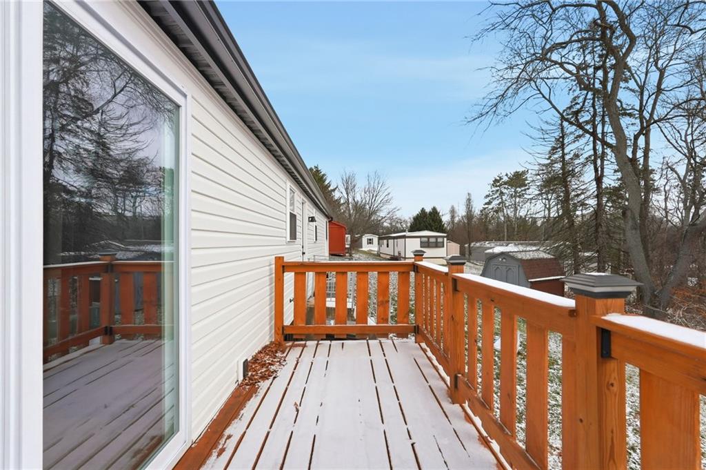 105 York Road Cranberry Township, PA 16066 - Photo 16 of 18 a view of balcony with wooden floor and fence