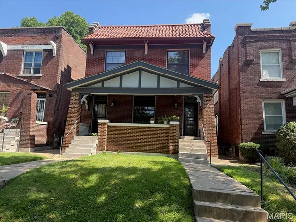 $1,865 | 4143 Shaw Boulevard, St. Louis, MO 63110