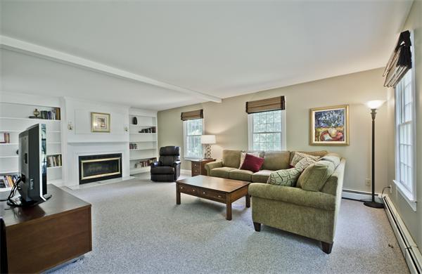 6 Davis Lane Georgetown, MA 01833 - Photo 12 of 26 Gallery Image 12