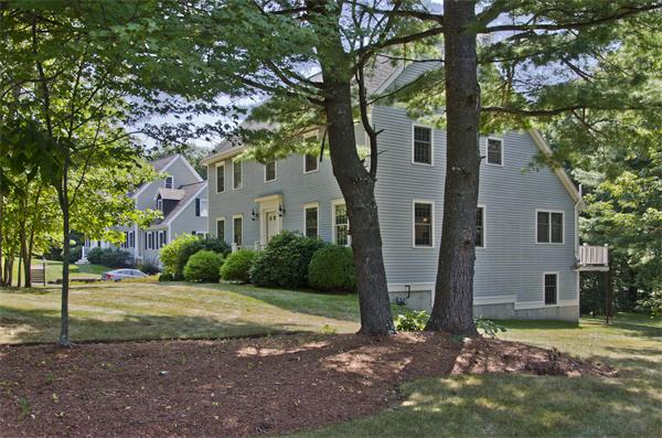 6 Davis Lane Georgetown, MA 01833 - Photo 2 of 26 Gallery Image 2