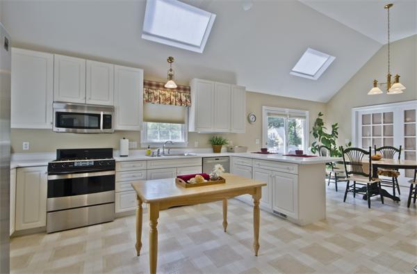 6 Davis Lane Georgetown, MA 01833 - Photo 5 of 26 Gallery Image 5