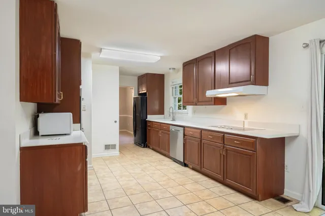 $3,600 | 7223 Reservation Drive, Springfield, VA 22153