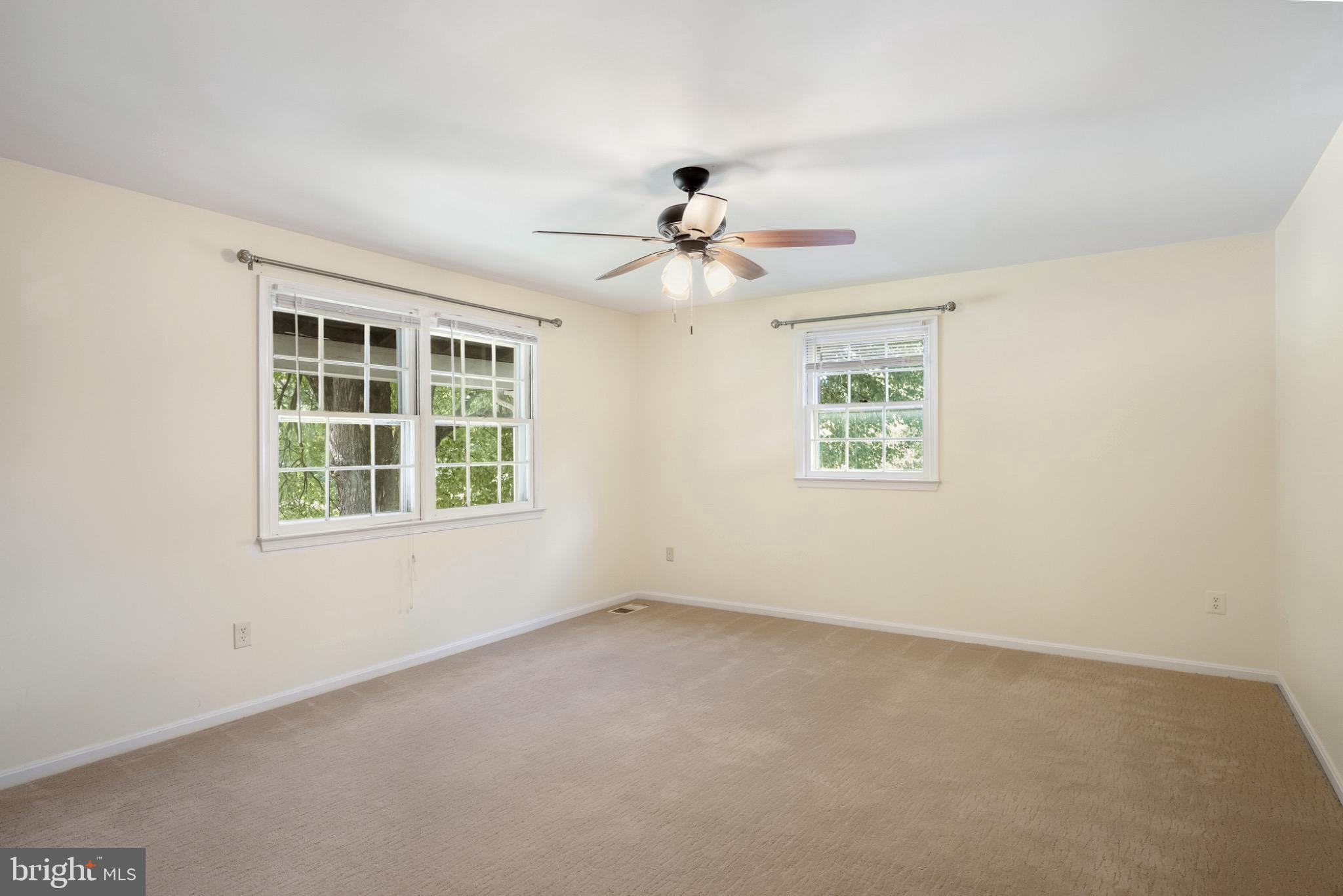 7223 Reservation Drive Springfield, VA 22153 - Photo 21 of 40 Bright and airy room with natural light.