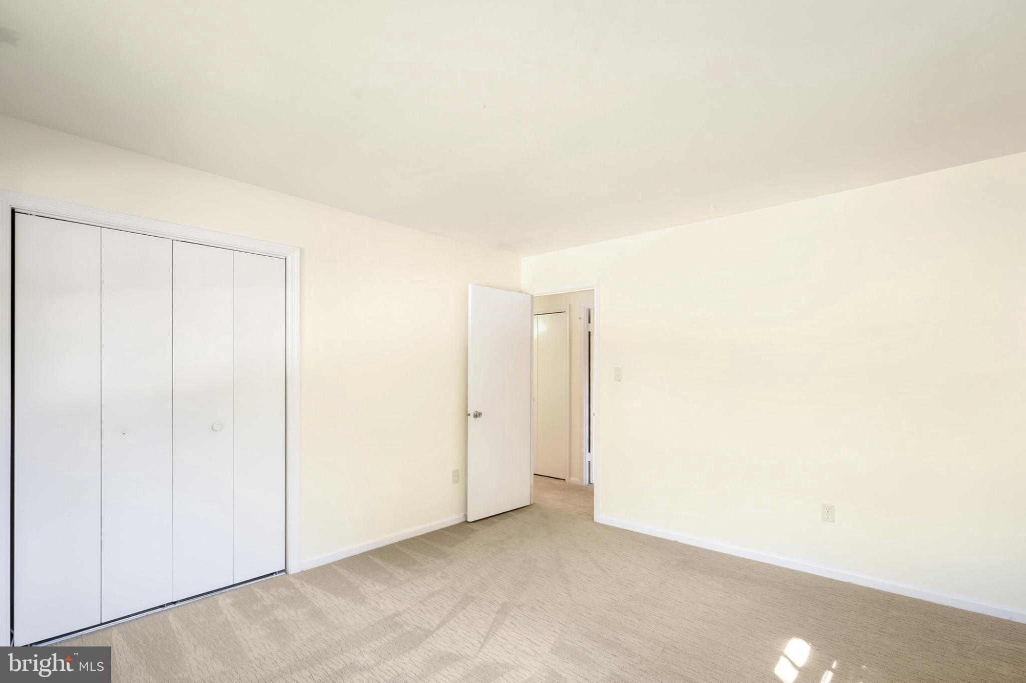 7223 Reservation Drive Springfield, VA 22153 - Photo 30 of 40 Bright and airy space ready for your touch.