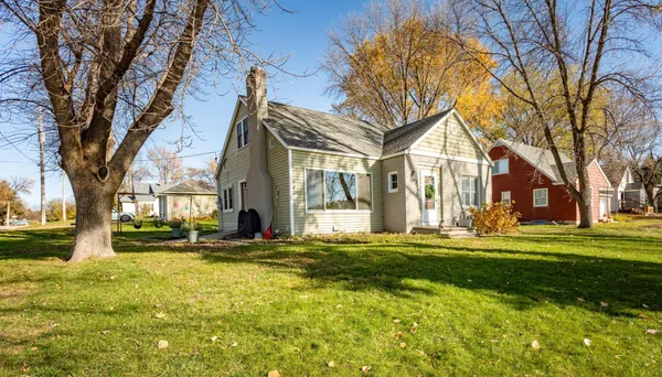 $216,000 | 600 East 7th Street, Starbuck, MN 56381