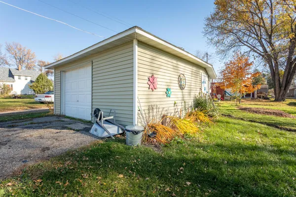 $216,000 | 600 East 7th Street, Starbuck, MN 56381