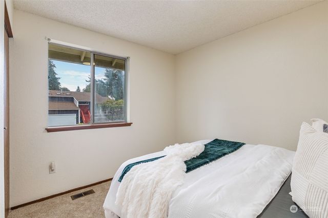 $675,000 | 15518 Southeast 178th Place, Renton, WA 98058