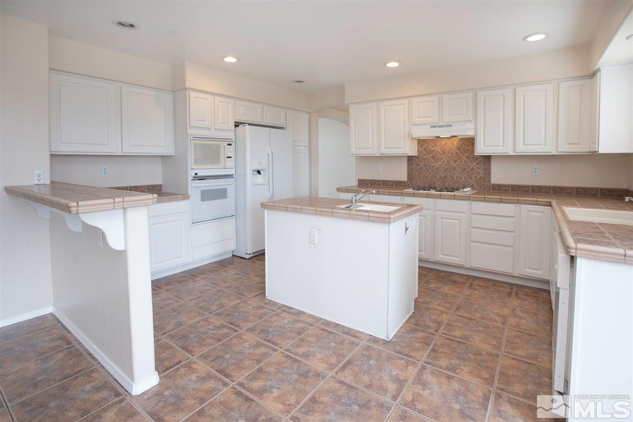 2758 Newburgh Way Reno, NV 89523 - Photo 8 of 24 Photo 8