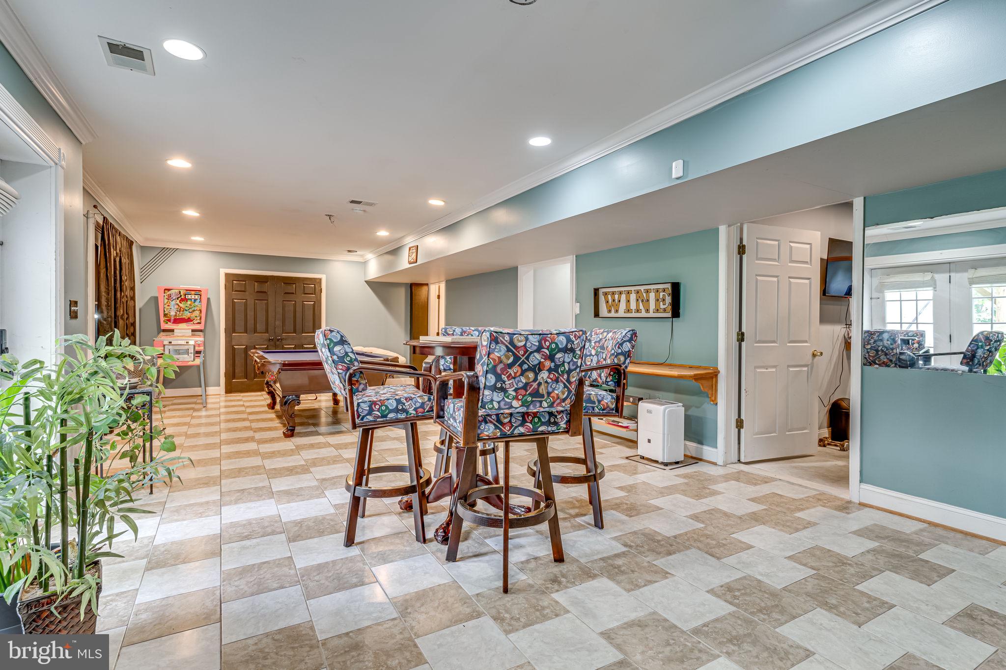6904 North Stuart Road King George, VA 22485 - Photo 34 of 47 a view of a dining area with furniture