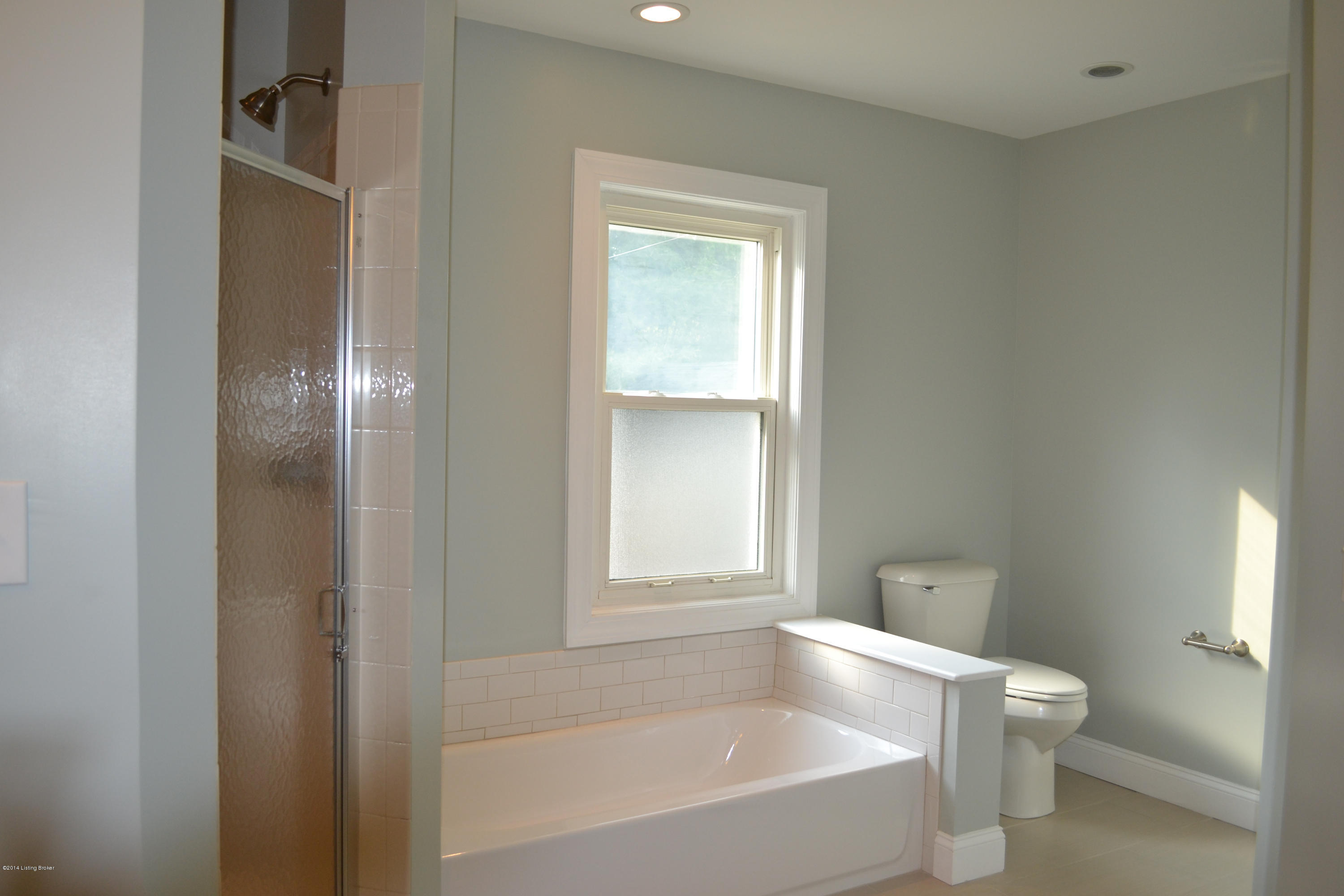 4027 Springhill Road Louisville, KY 40207 - Photo 24 of 48 DSC_0558