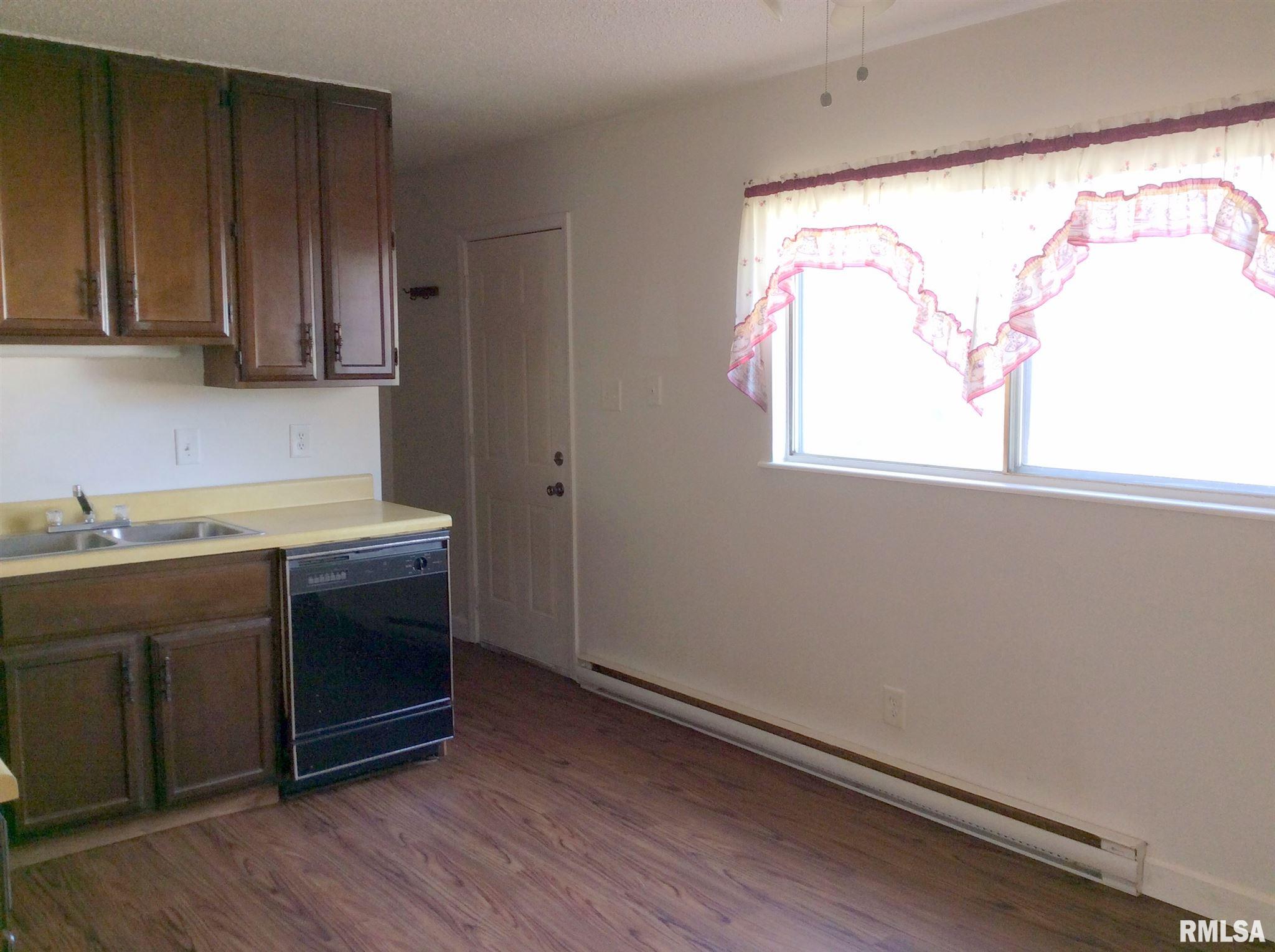 12160 Cedar Grove Road Marion, IL 62959 - Photo 3 of 13