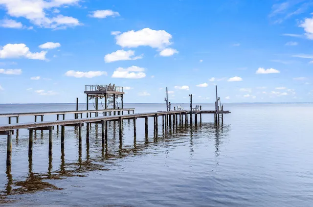 $1,350,000 | 7819 Highway 20, Freeport, FL 32439