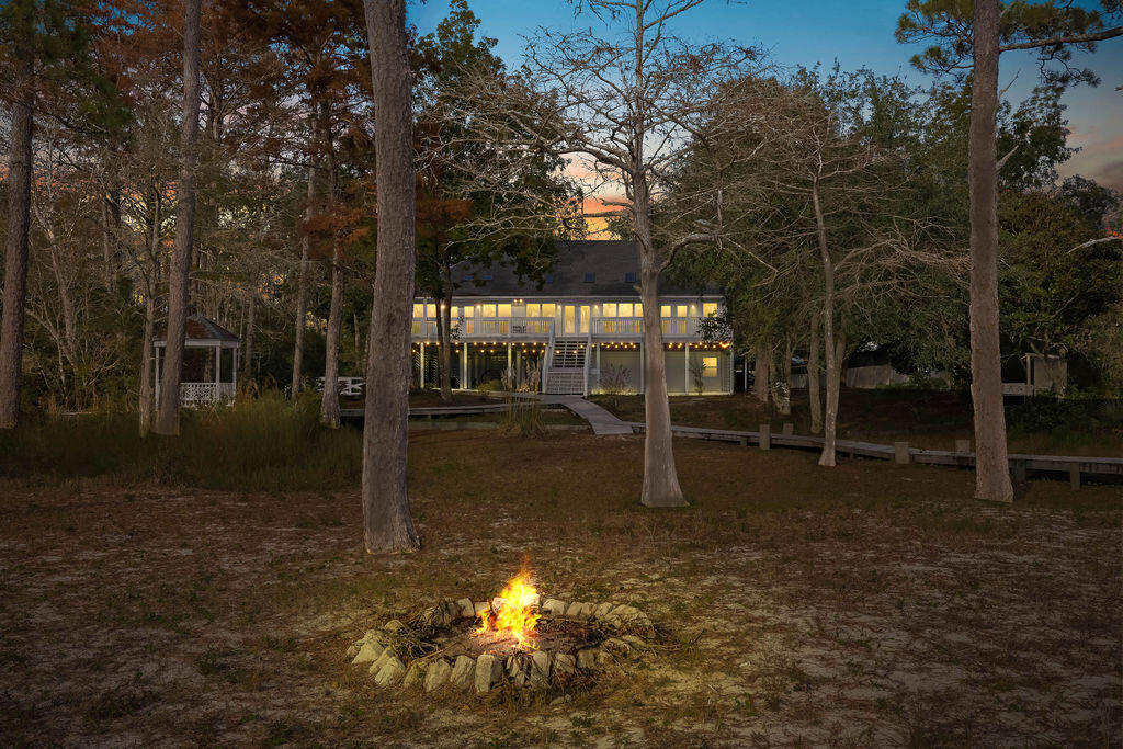 7819 Highway 20 Freeport, FL 32439 - Photo 50 of 75 a view of a park with trees