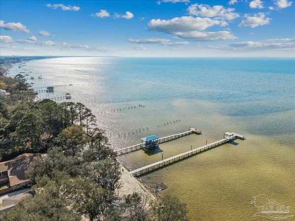 $690,000 | 6224 East Bay Boulevard, Gulf Breeze, FL 32563
