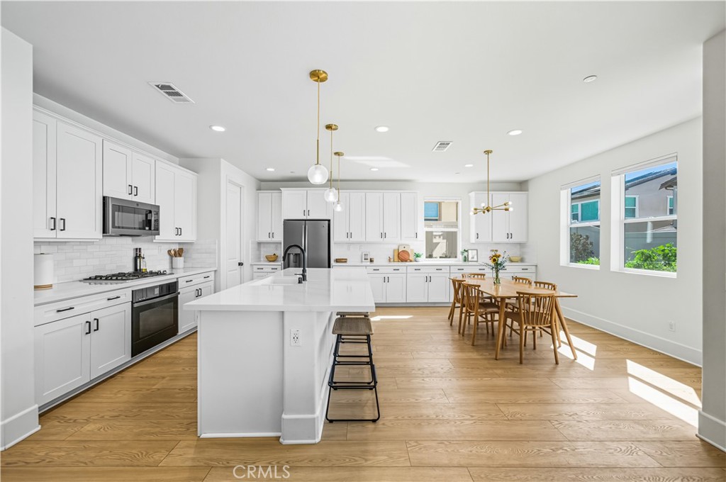 32017 Radiant Drive Temecula, CA 92591 - Photo 17 of 59