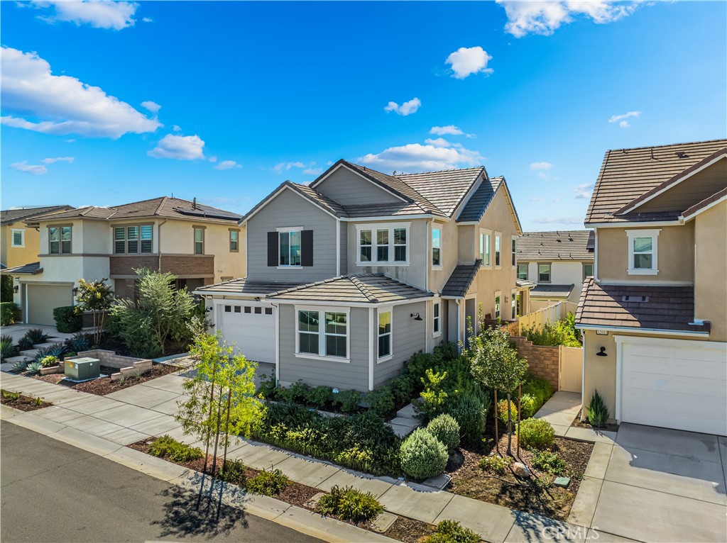 32017 Radiant Drive Temecula, CA 92591 - Photo 3 of 59