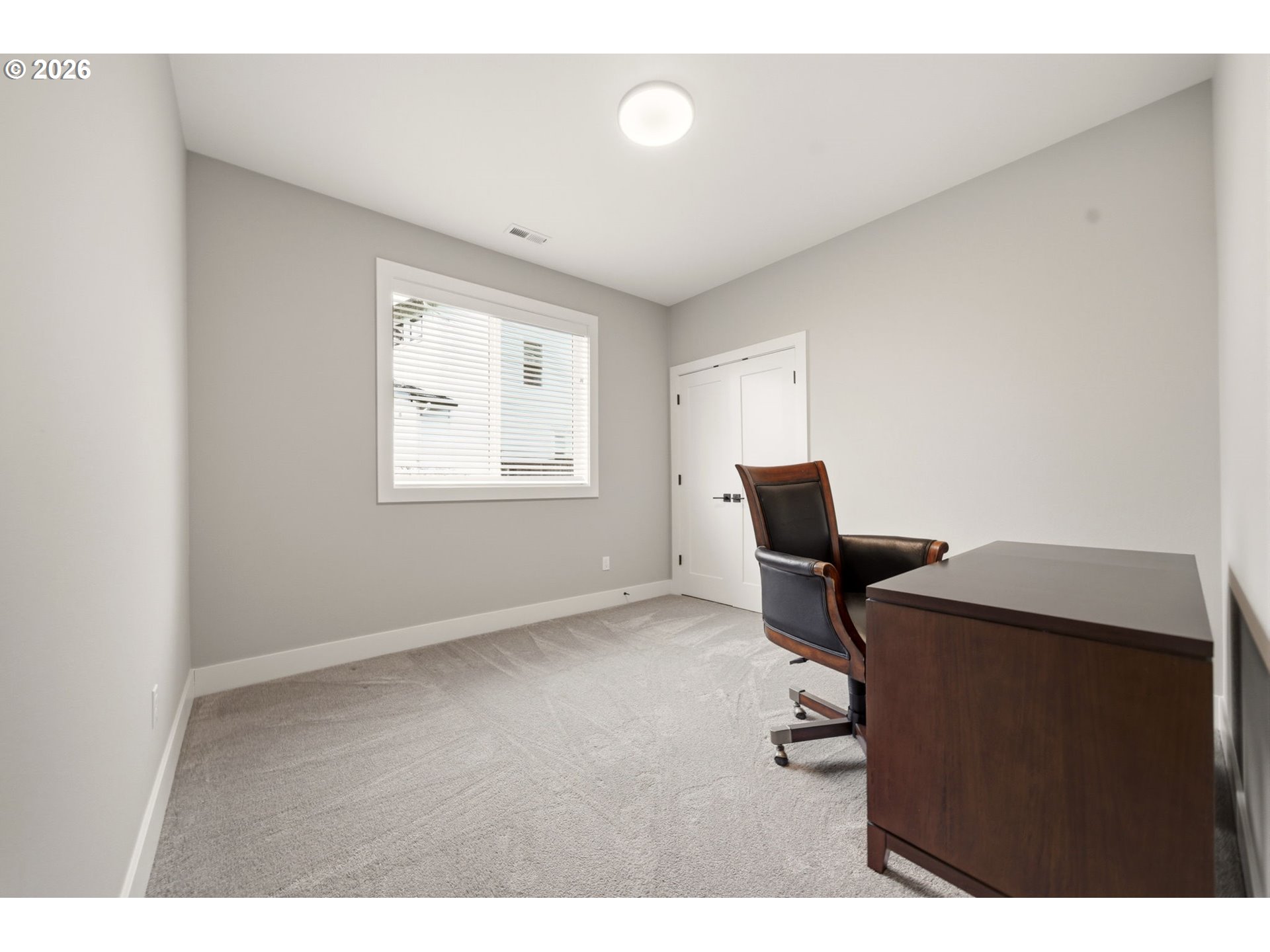 37354 American Street Sandy, OR 97055 - Photo 23 of 37 a workspace with furniture and window