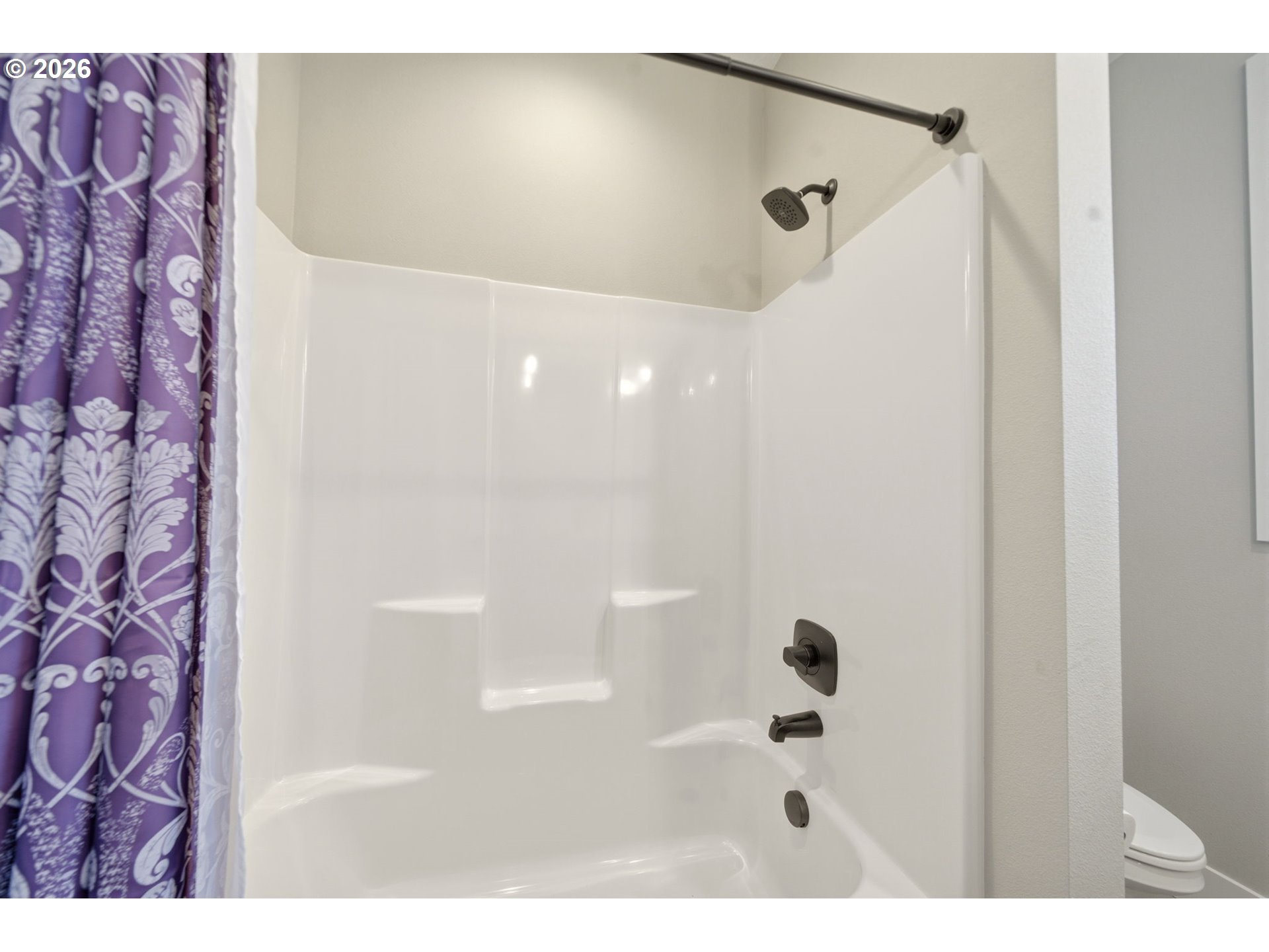 37354 American Street Sandy, OR 97055 - Photo 32 of 37 a bathroom with a shower