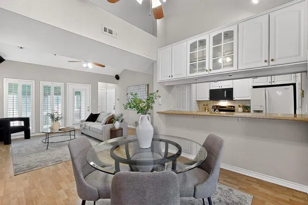 $1,950 | 3105 San Jacinto Street, Unit 306, Dallas, TX 75204