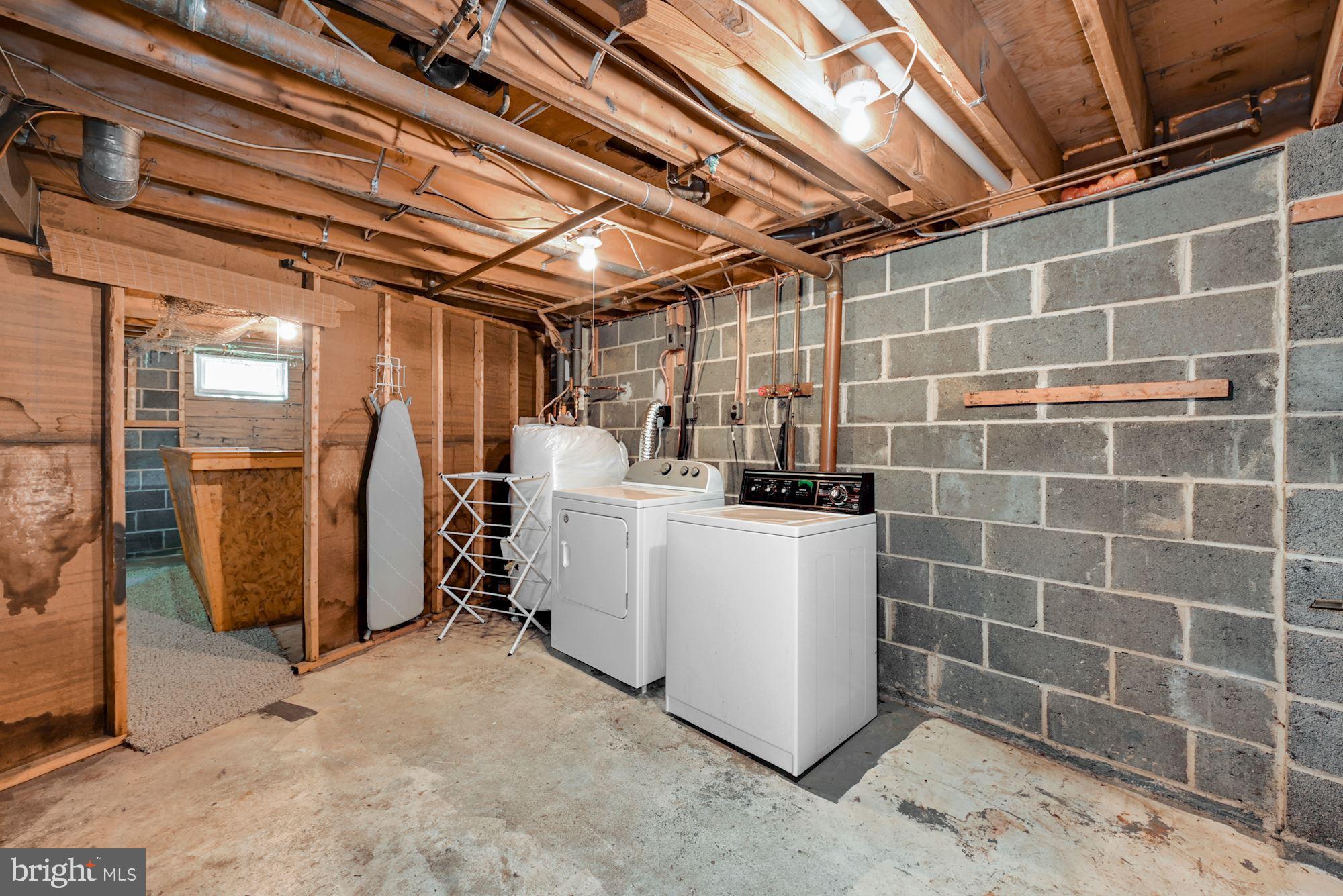 1202 Little Mill Road Sicklerville, NJ 08081 - Photo 30 of 35 Laundry/utility Room
